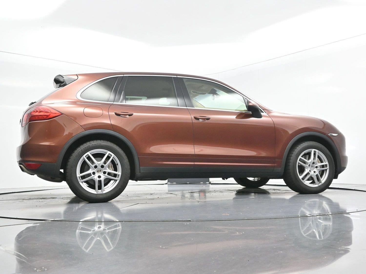 Used 2012 Porsche Cayenne S AWD/4WD image 55