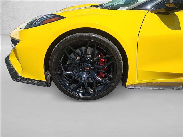 Used 2025 Chevrolet Corvette Z06 RWD image 20