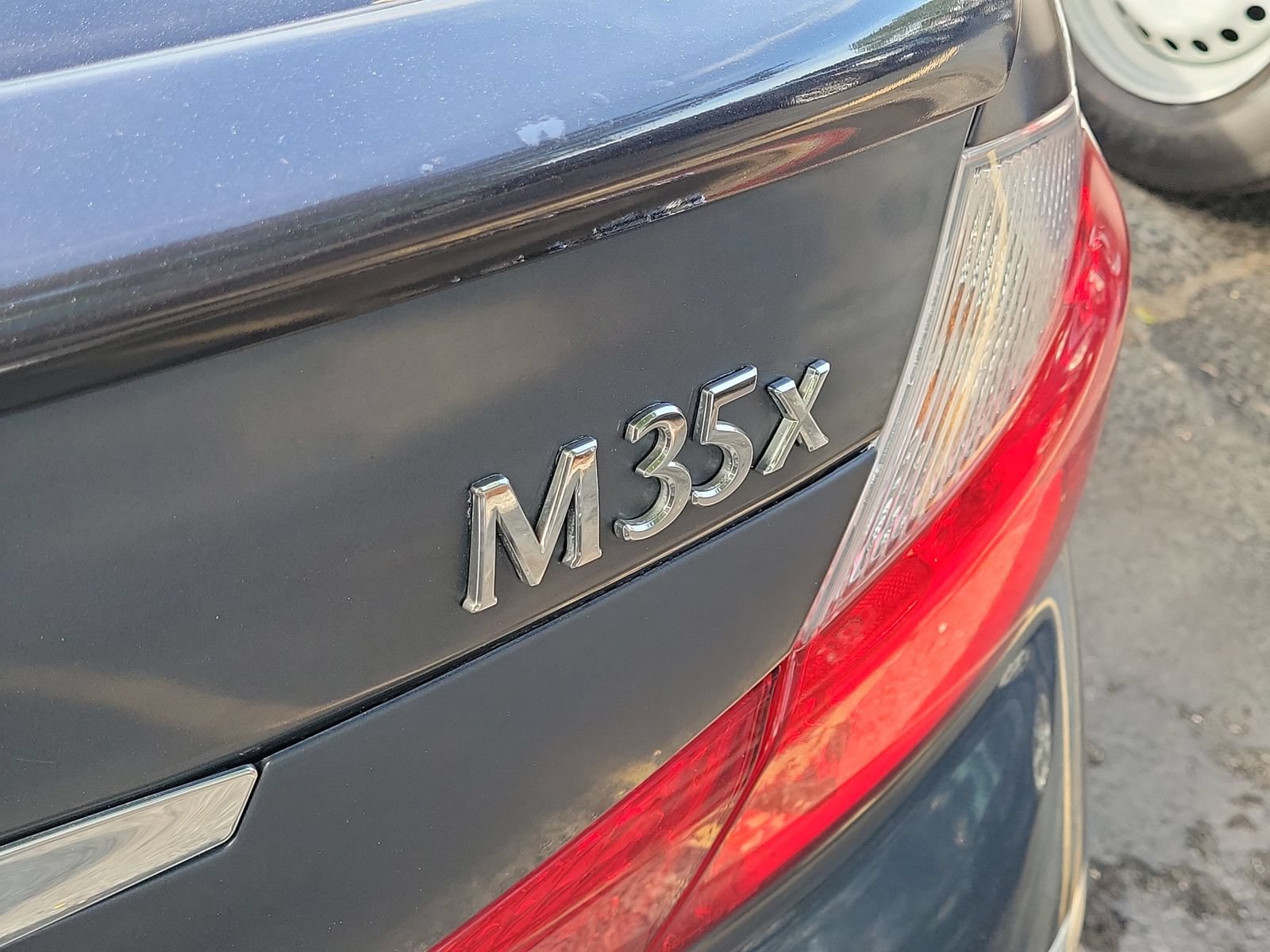 Used 2008 INFINITI M35 x w/ Technology Pkg AWD/4WD image 8