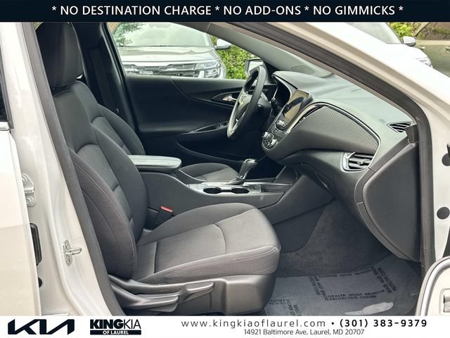 Used 2020 Chevrolet Malibu LT FWD image 16