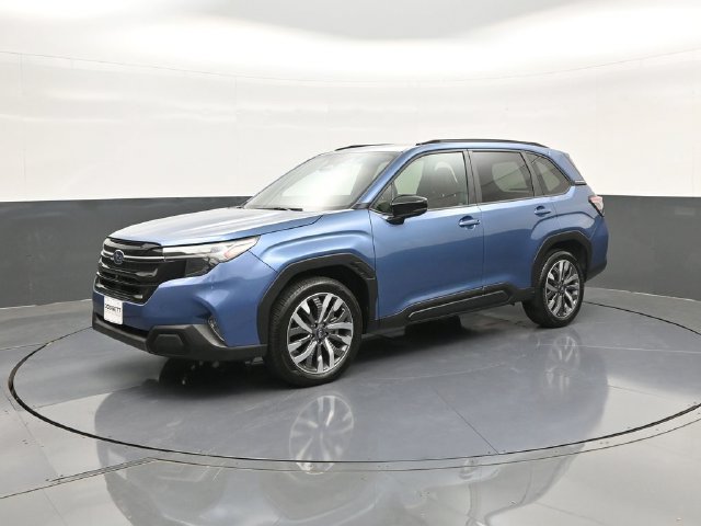 Used 2025 Subaru Forester Touring AWD/4WD image 1