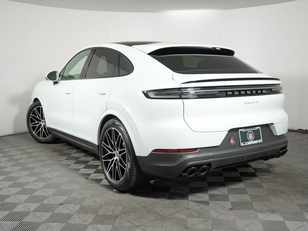 New 2026 Porsche Cayenne Coupe AWD/4WD image 3