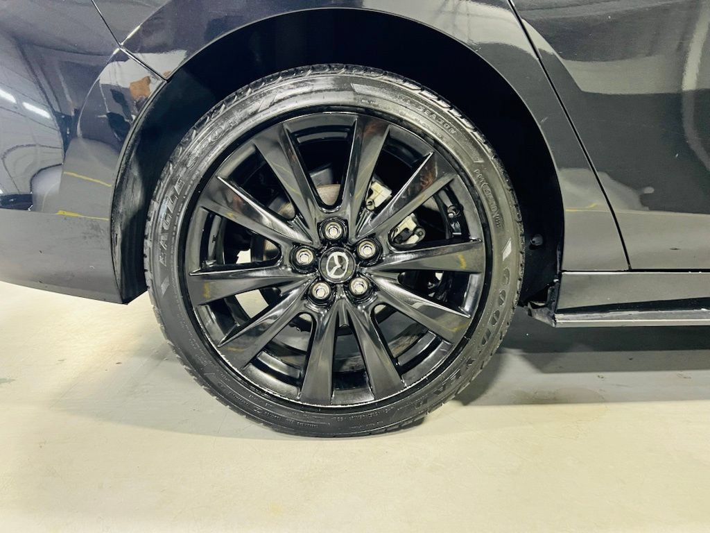 Used 2024 MAZDA MAZDA3 s FWD image 10