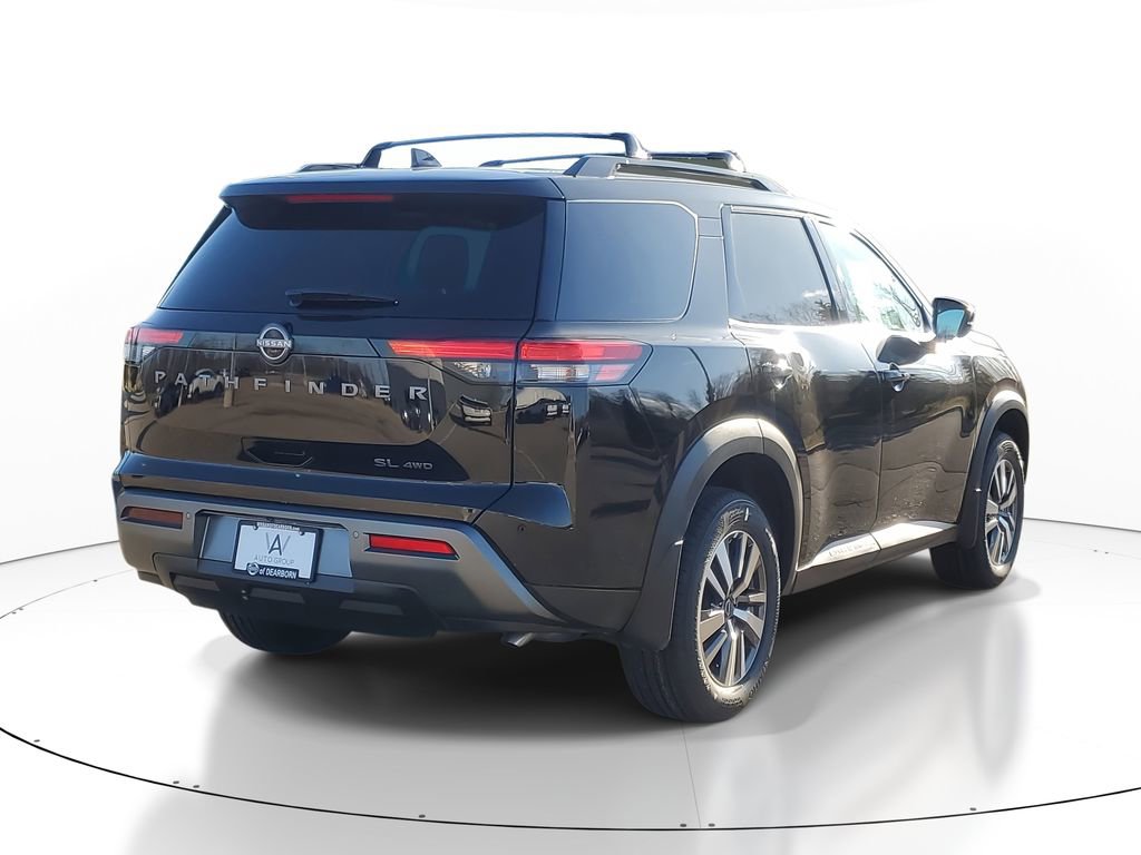New 2026 Nissan Pathfinder SL image 4