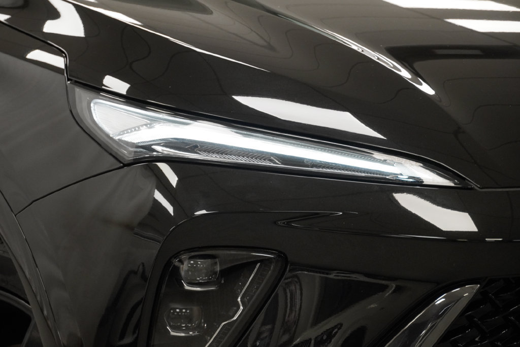 Certified 2025 Buick Envision Sport Touring AWD/4WD image 12