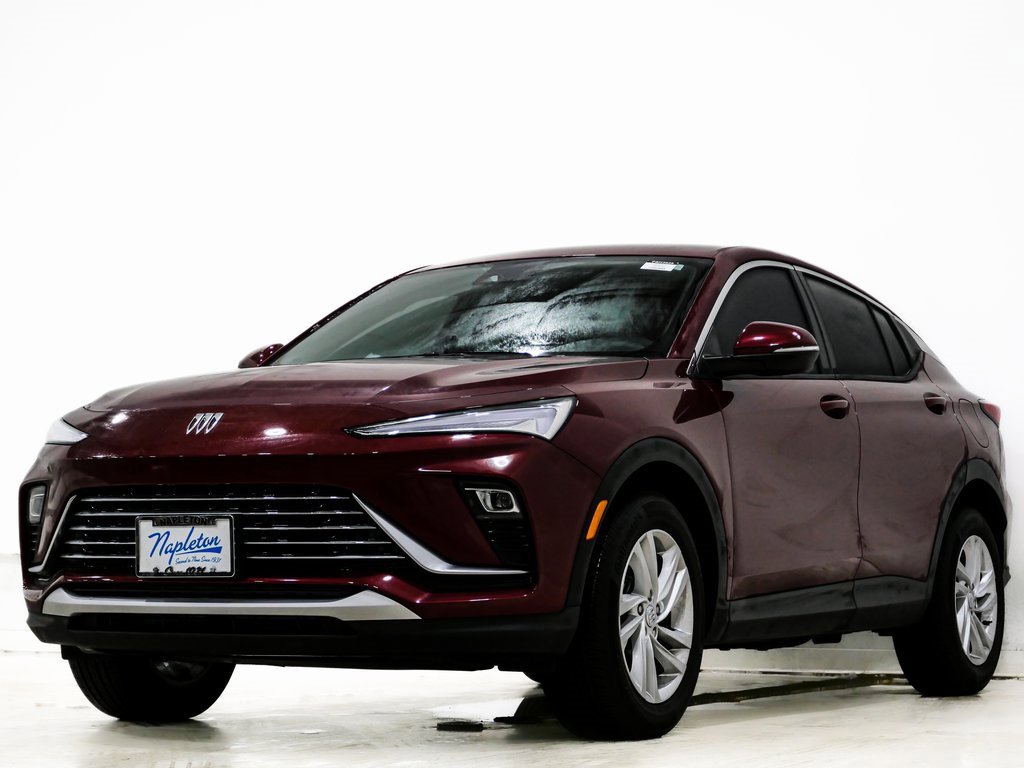 Used 2025 Buick Envista Preferred w/ Convenience II Package image 3