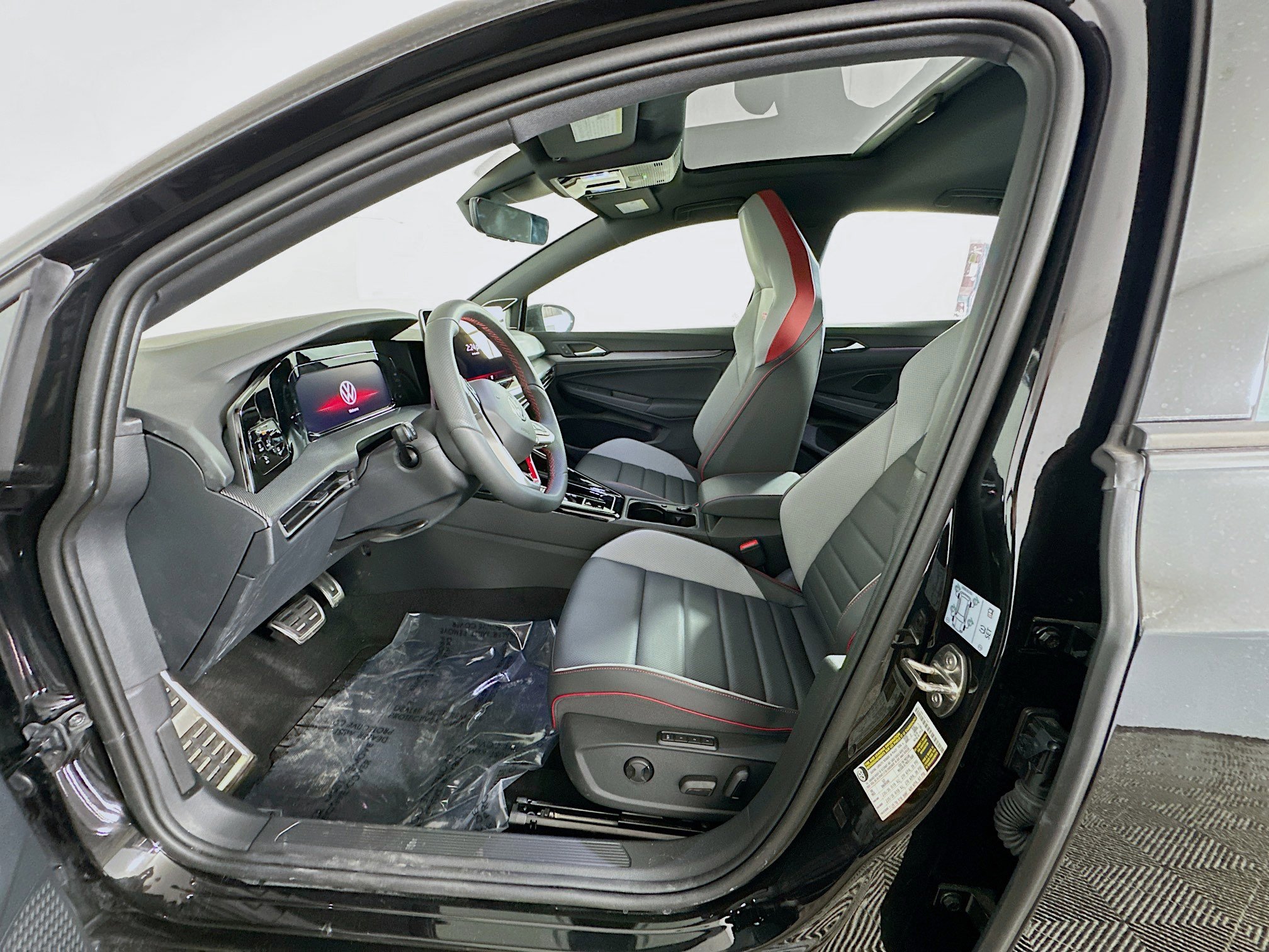 New 2025 Volkswagen GTI Autobahn image 22