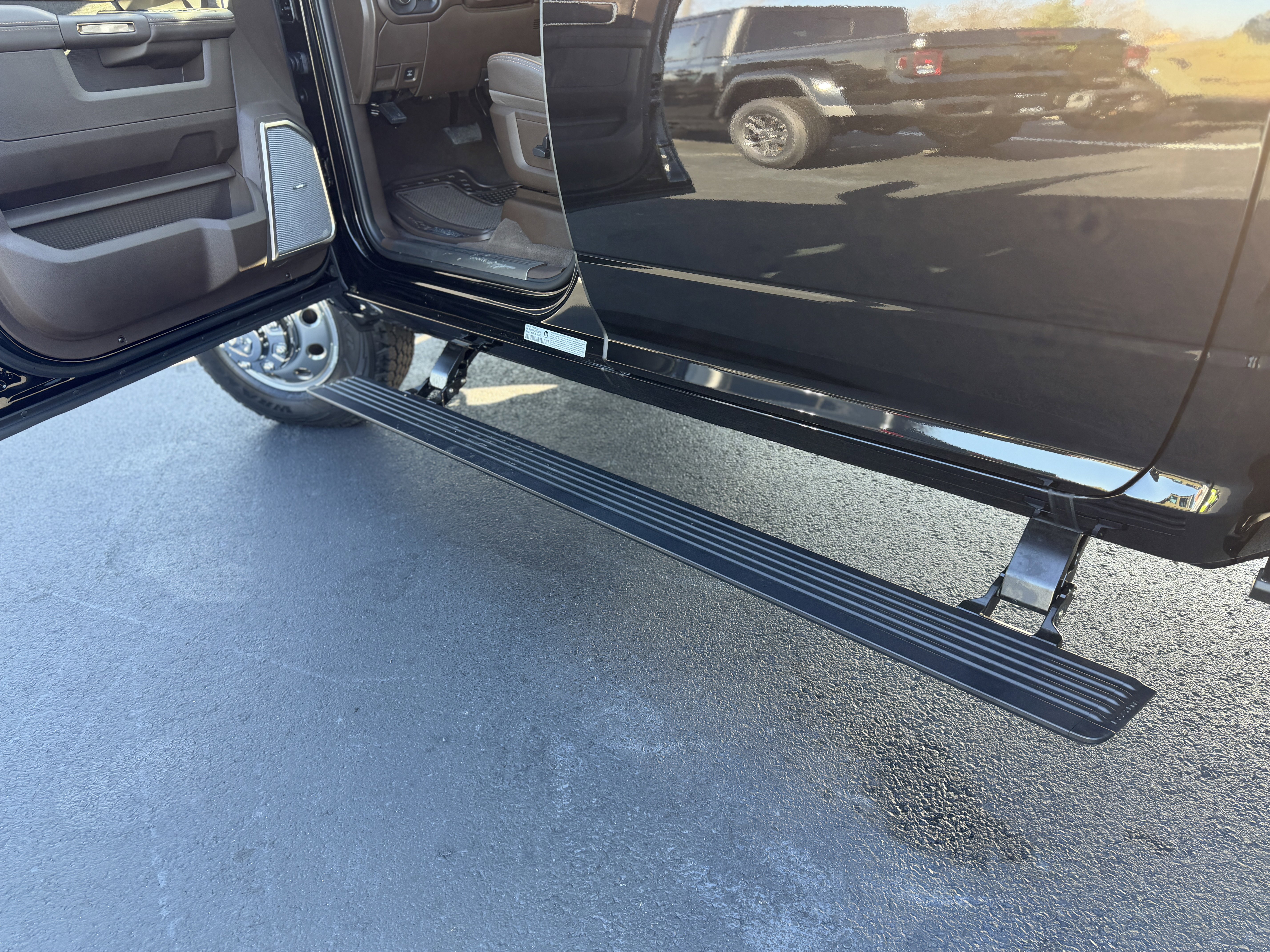 New 2026 RAM 3500 Longhorn AWD/4WD image 11