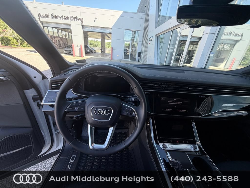 Certified 2025 Audi Q7 3.0T Premium Plus w/ Premium Plus Package AWD/4WD image 12