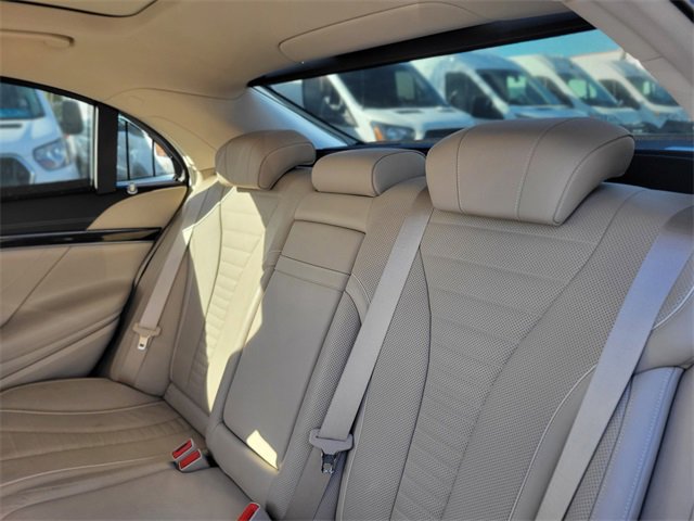 Used 2020 Mercedes-Benz S 560 Sedan image 8