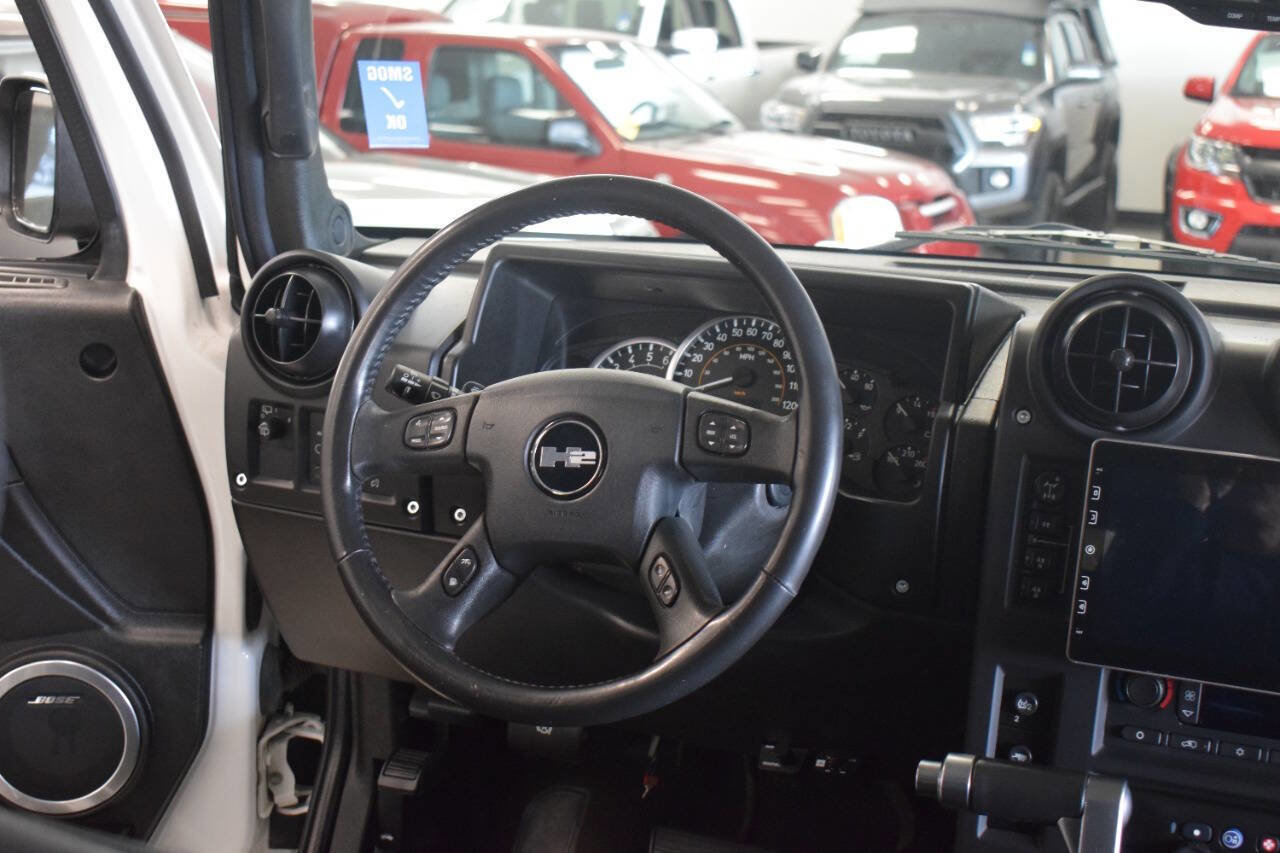 Used 2005 HUMMER H2 w/ Preferred Equipment Group image 48