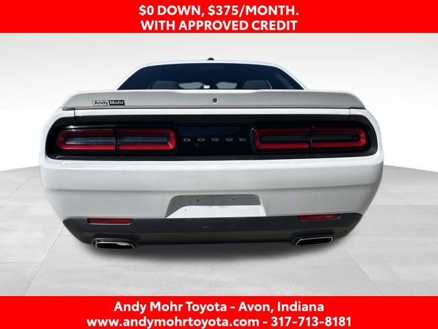 Used 2019 Dodge Challenger SXT RWD image 7