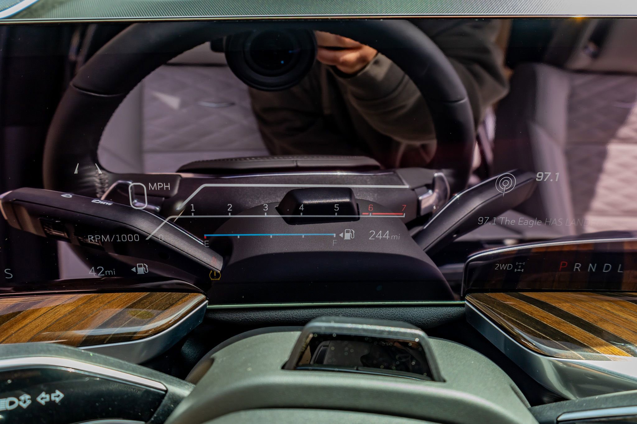 Used 2026 Cadillac Escalade Platinum Sport w/ LPO, ONYX Package image 20