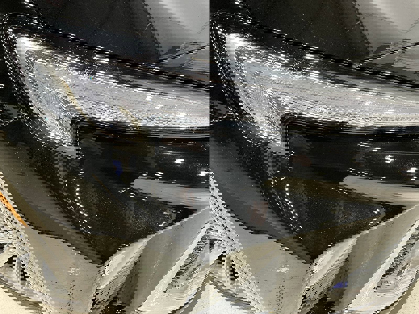 Used 2025 Buick Encore GX Avenir w/ Avenir Technology Package image 26