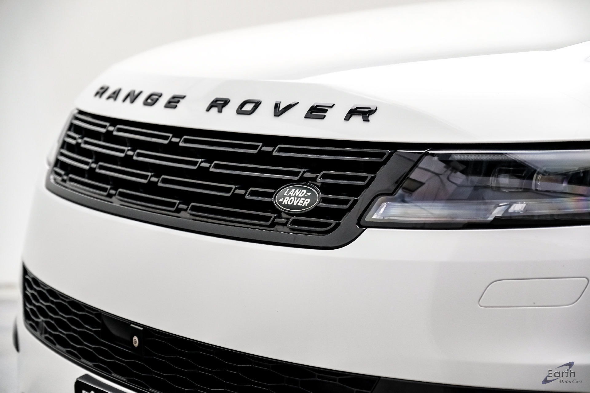 Used 2024 Land Rover Range Rover Sport Dynamic SE AWD/4WD image 30