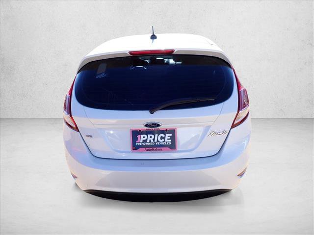 Used 2016 Ford Fiesta SE w/ Equipment Group 201A image 3