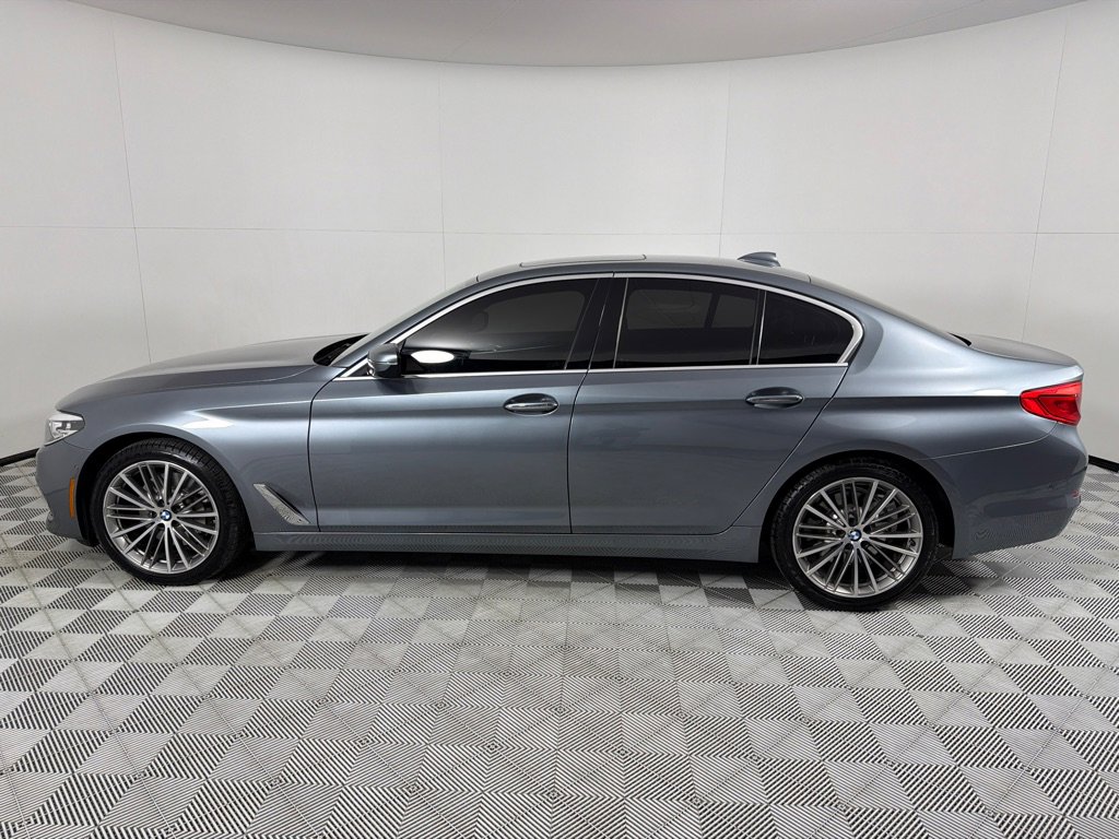 Used 2017 BMW 530i xDrive image 8
