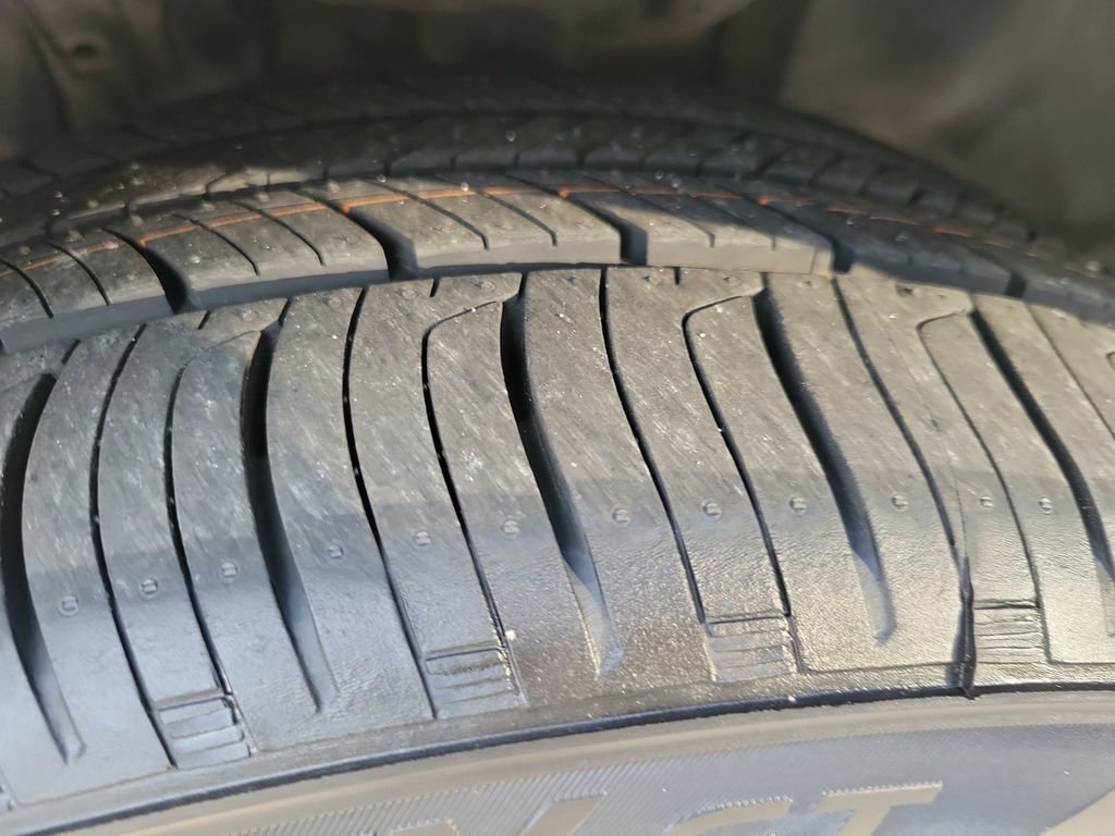 Certified 2022 Toyota Camry SE image 30