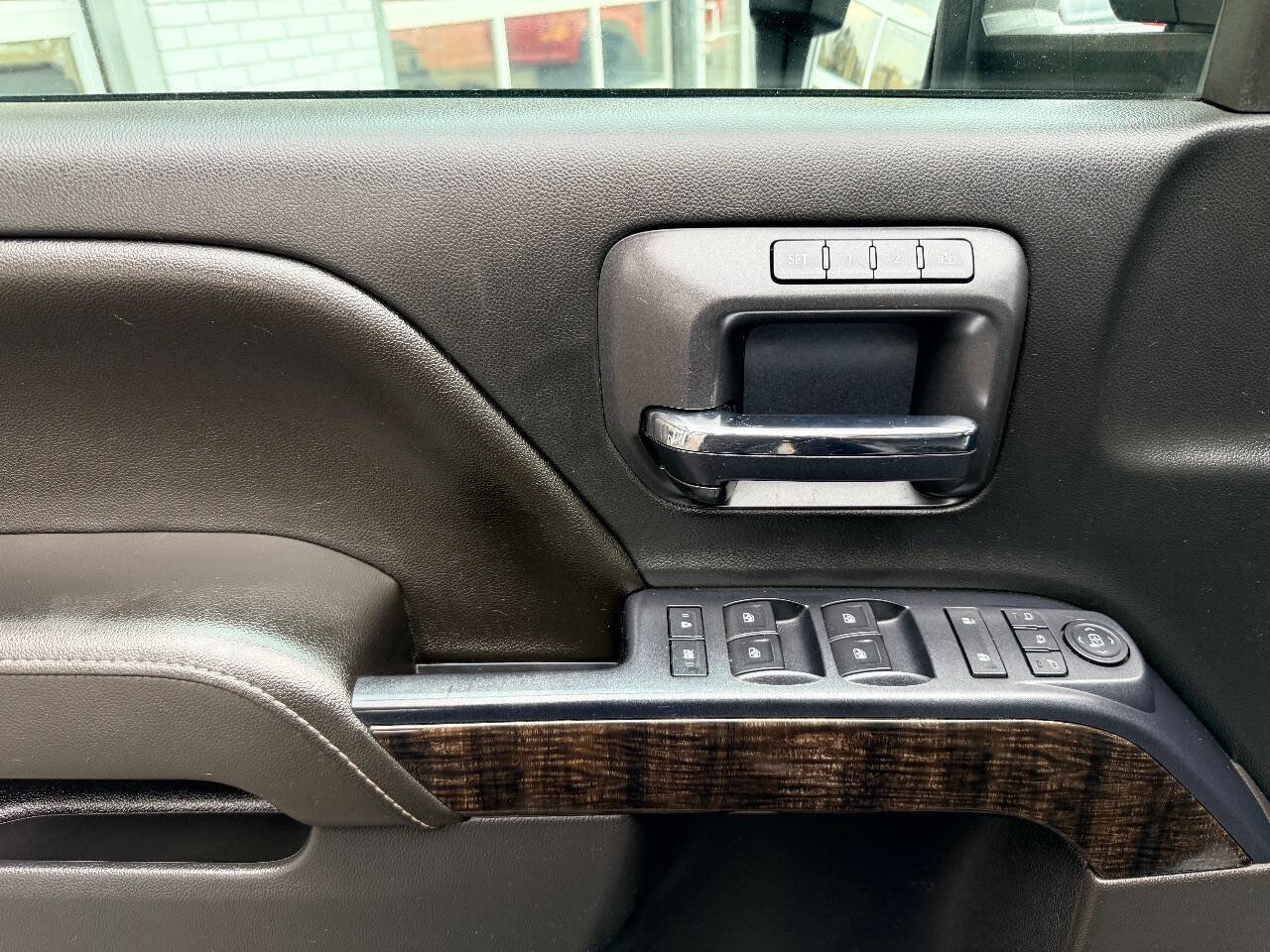 Used 2016 GMC Sierra 2500 Denali w/ Duramax Plus Package image 18