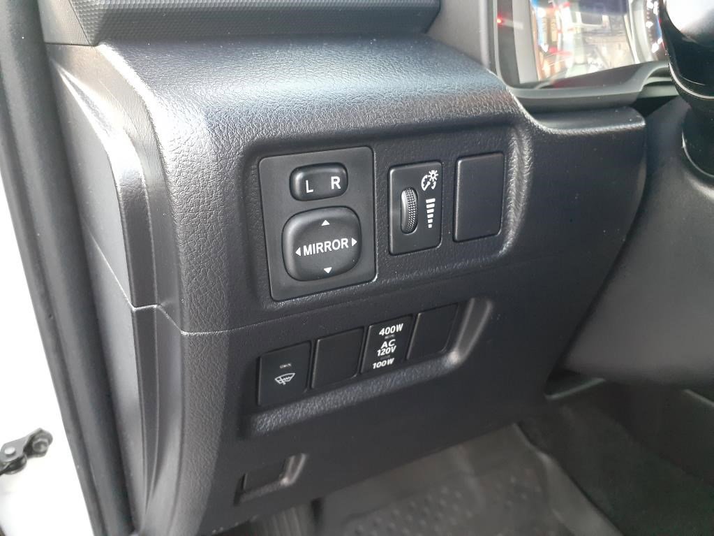 Used 2016 Toyota 4Runner SR5 image 13