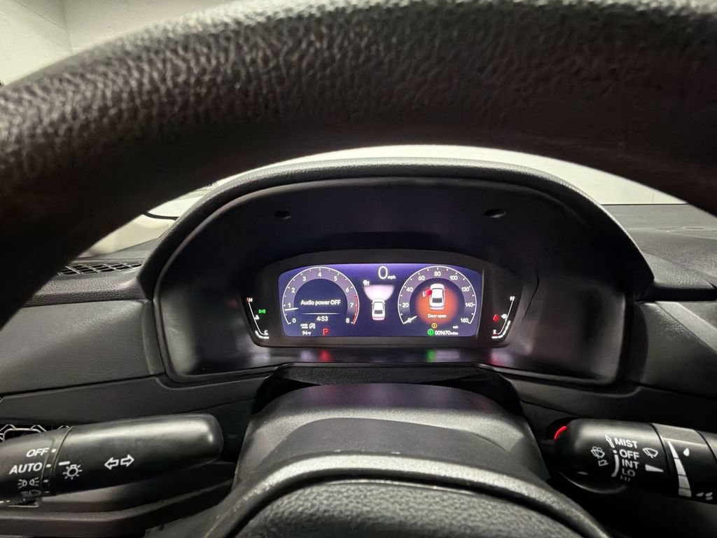 Used 2025 Honda Accord SE image 11