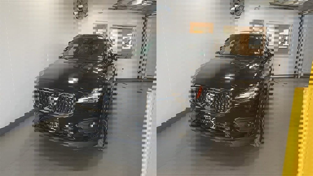 Certified 2024 Volvo V60 B5 Cross Country Plus