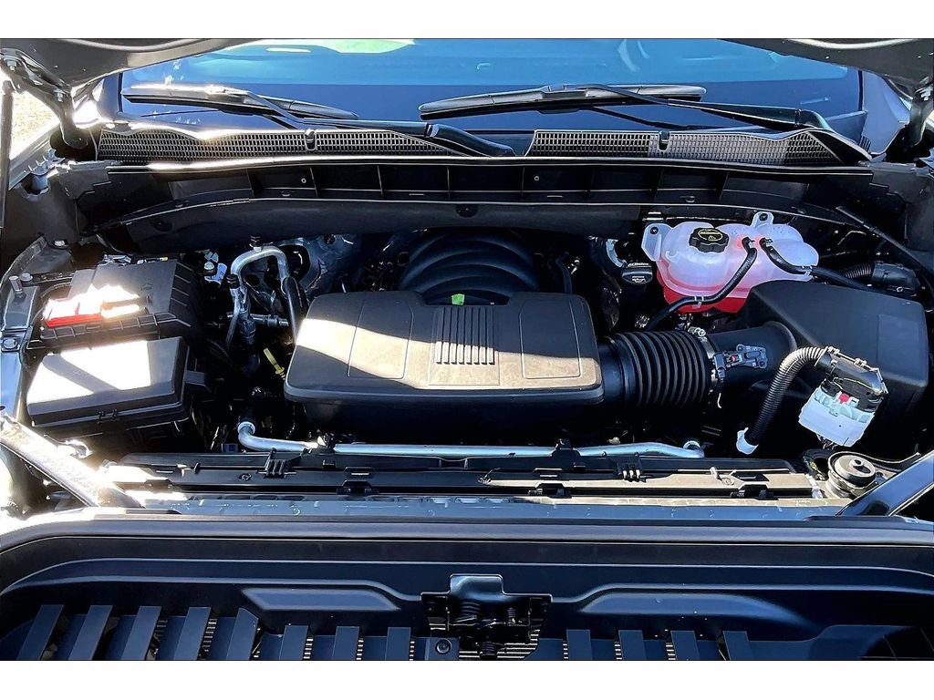 New 2026 GMC Sierra 1500 SLE image 11