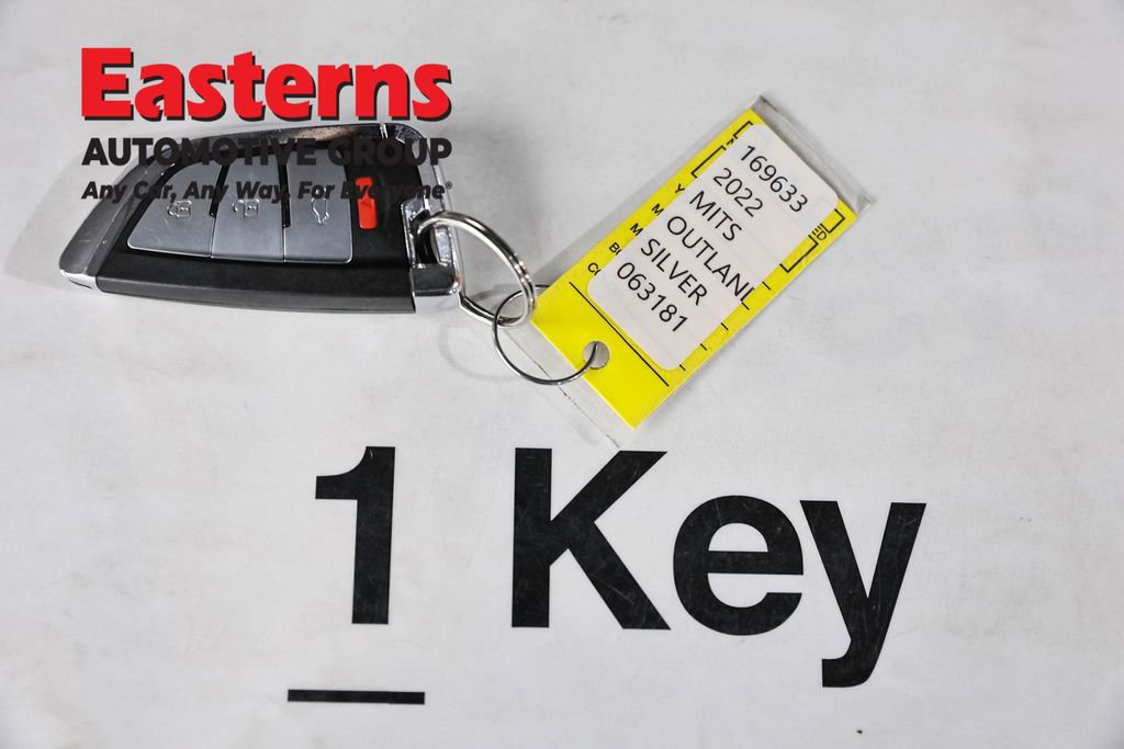 Used 2022 Mitsubishi Outlander LE image 26