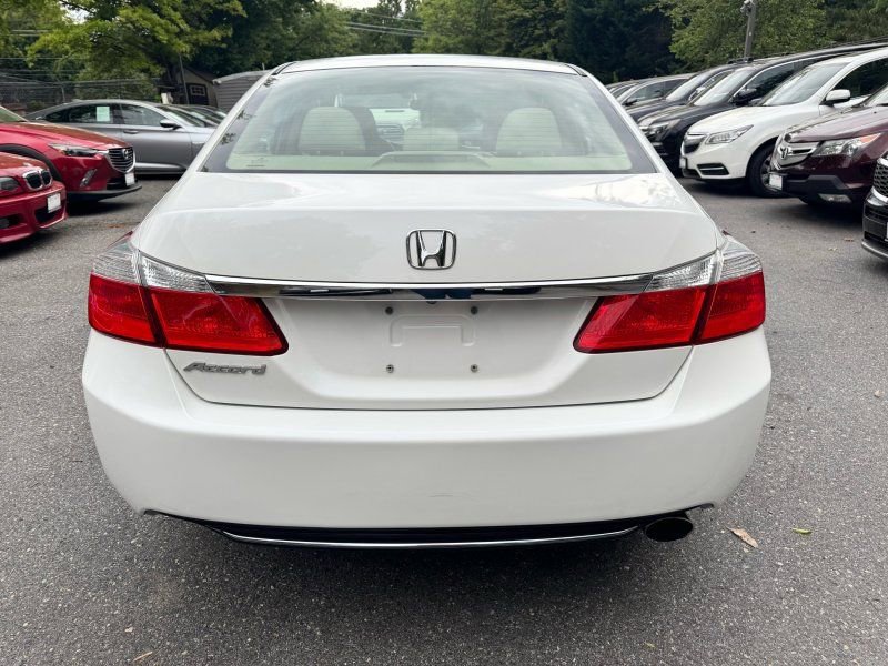 Used 2013 Honda Accord EX image 6