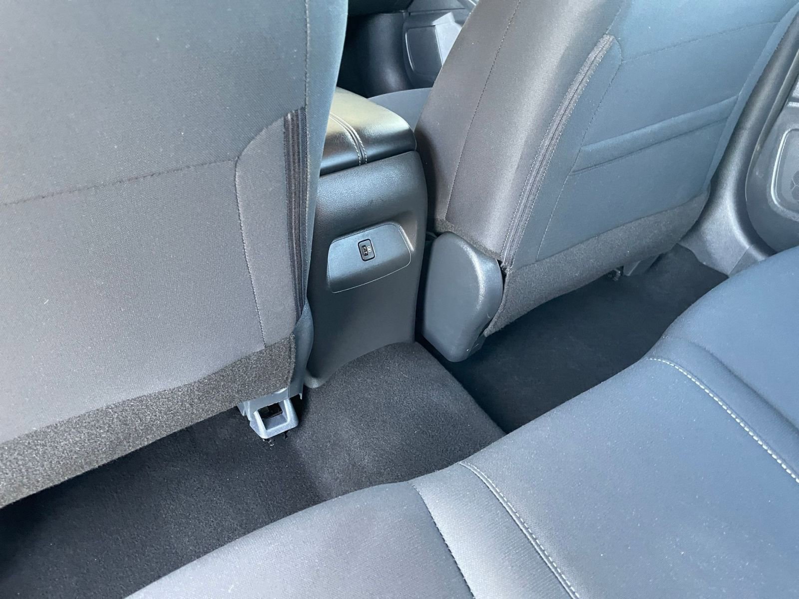 Used 2025 Nissan Sentra SV image 23