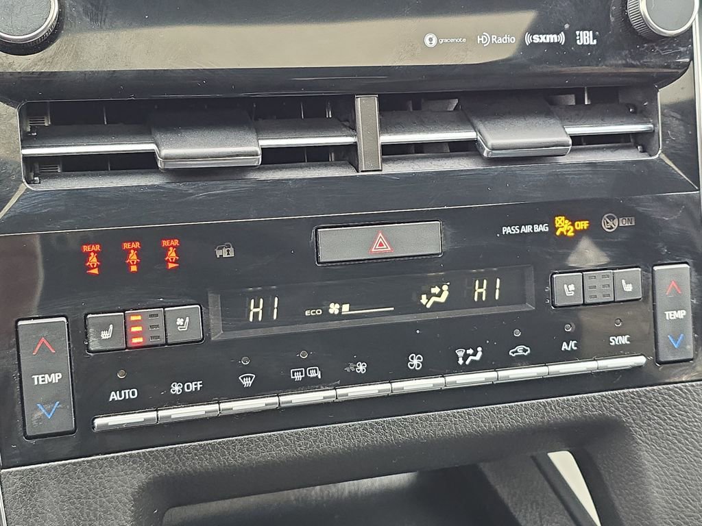 Used 2020 Toyota Avalon Touring w/ Advanced Safety Package image 19