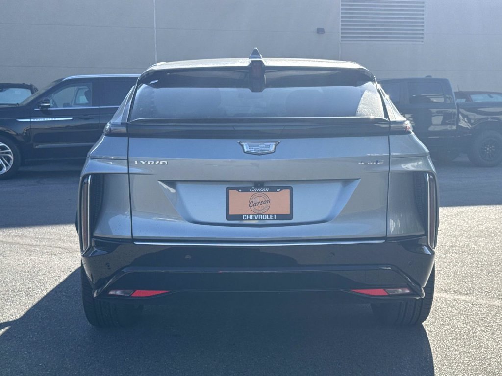 Used 2024 Cadillac Lyriq Tech RWD image 4