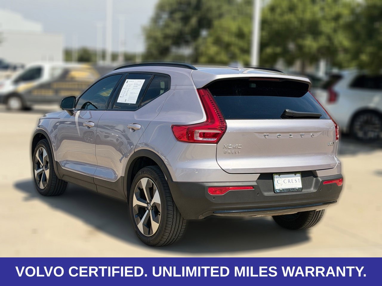 Certified 2026 Volvo XC40 B5 Plus AWD/4WD image 7