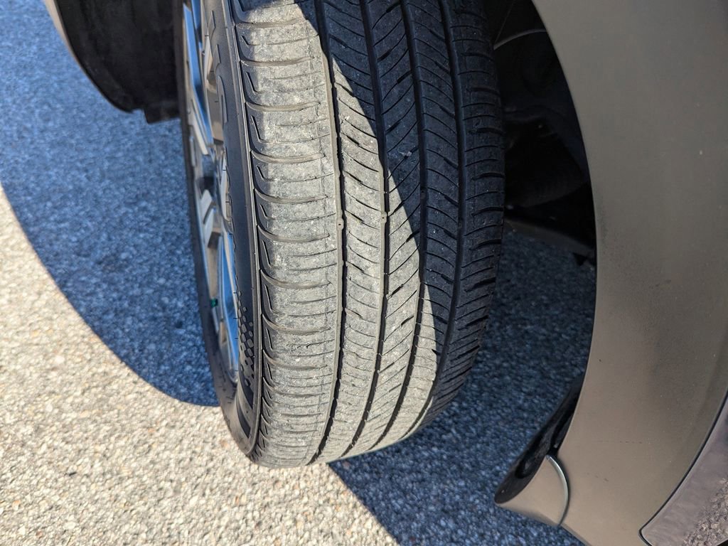 Certified 2021 Kia Seltos EX image 32