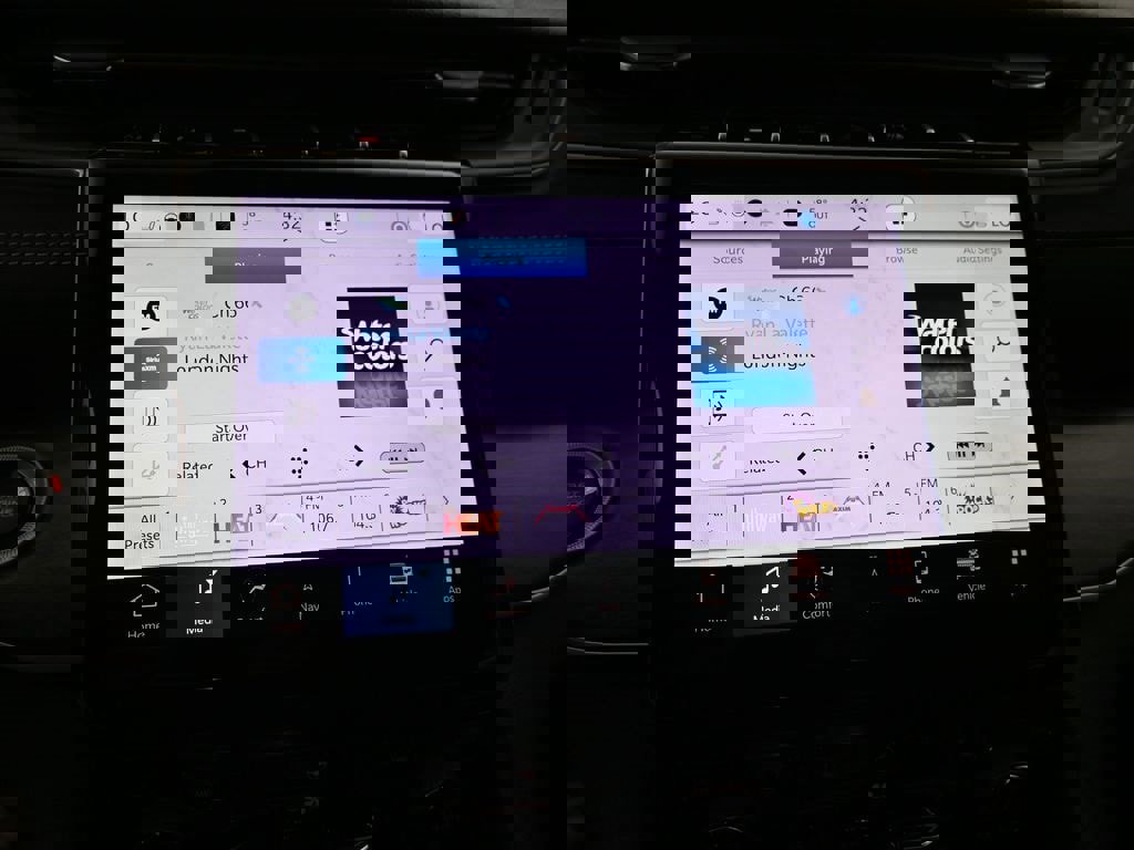 New 2025 Jeep Grand Cherokee Limited w/ Black Appearance Package image 16