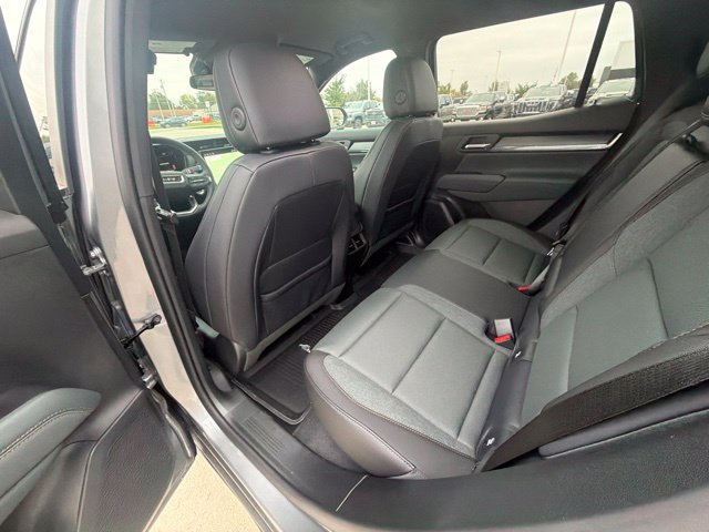 New 2027 GMC Terrain AT4 w/ LPO, Black Badging Package AWD/4WD image 19