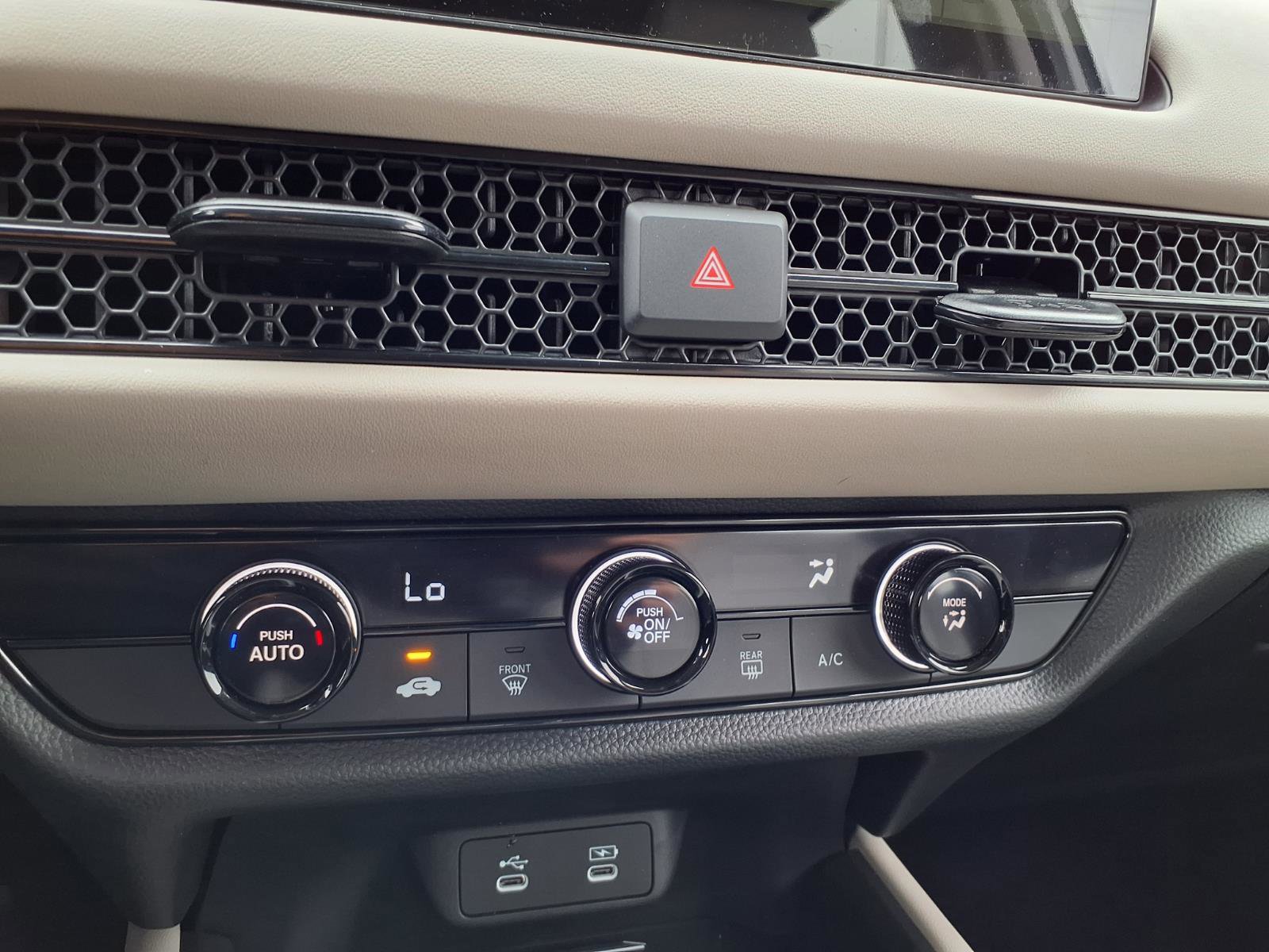 Certified 2026 Honda HR-V LX image 7