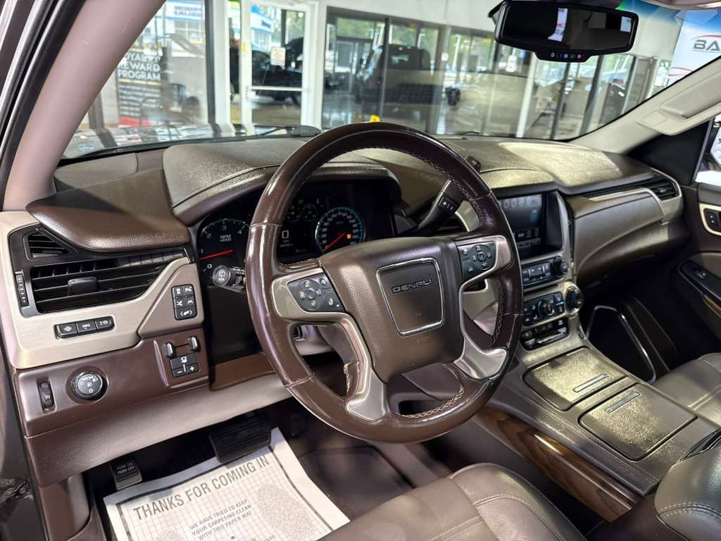 Used 2019 GMC Yukon Denali w/ Open Road Package RWD image 28