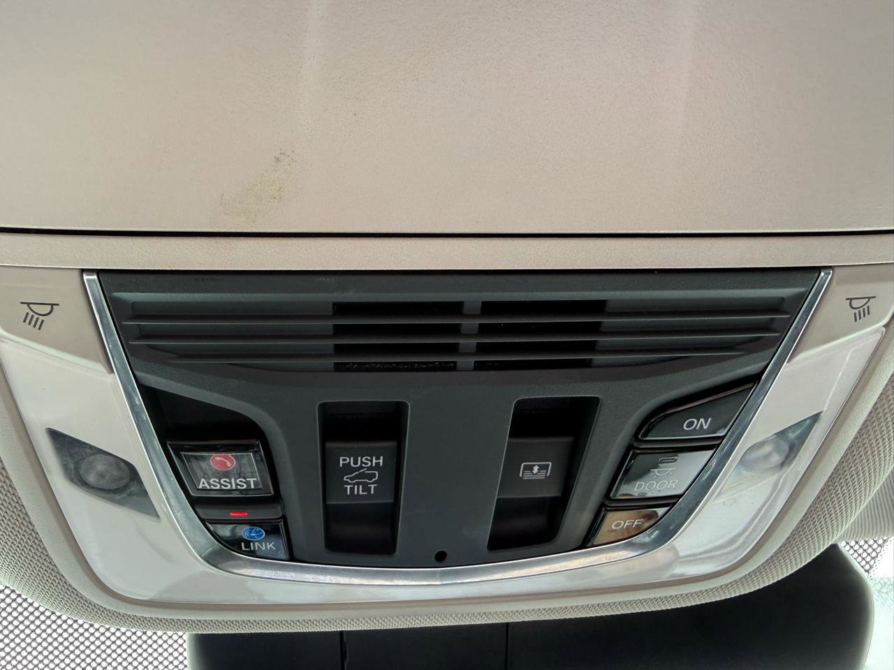 Used 2020 Acura RDX AWD image 36