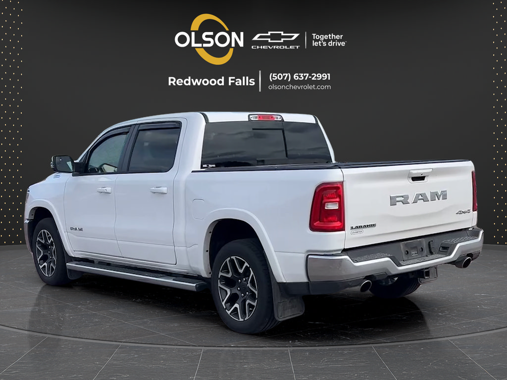 Used 2025 RAM 1500 Laramie AWD/4WD image 3