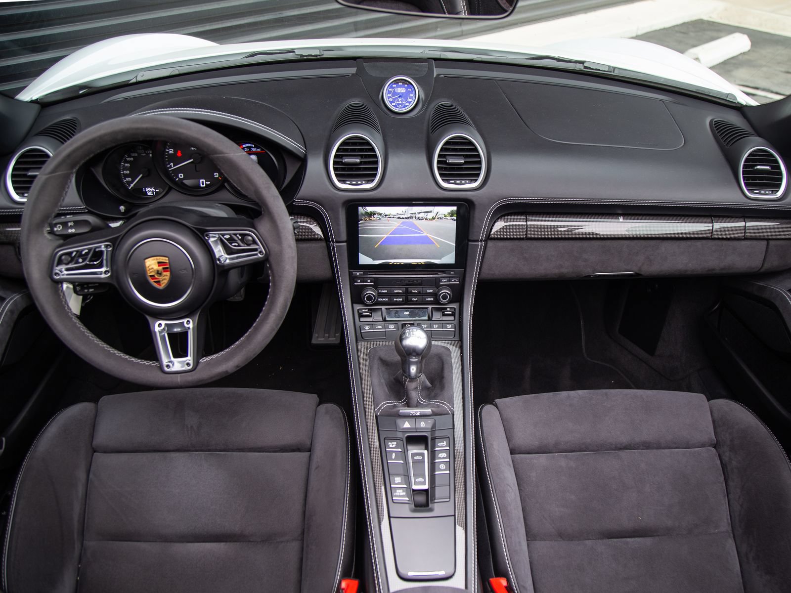 Certified 2021 Porsche 718 Boxster Spyder RWD image 13