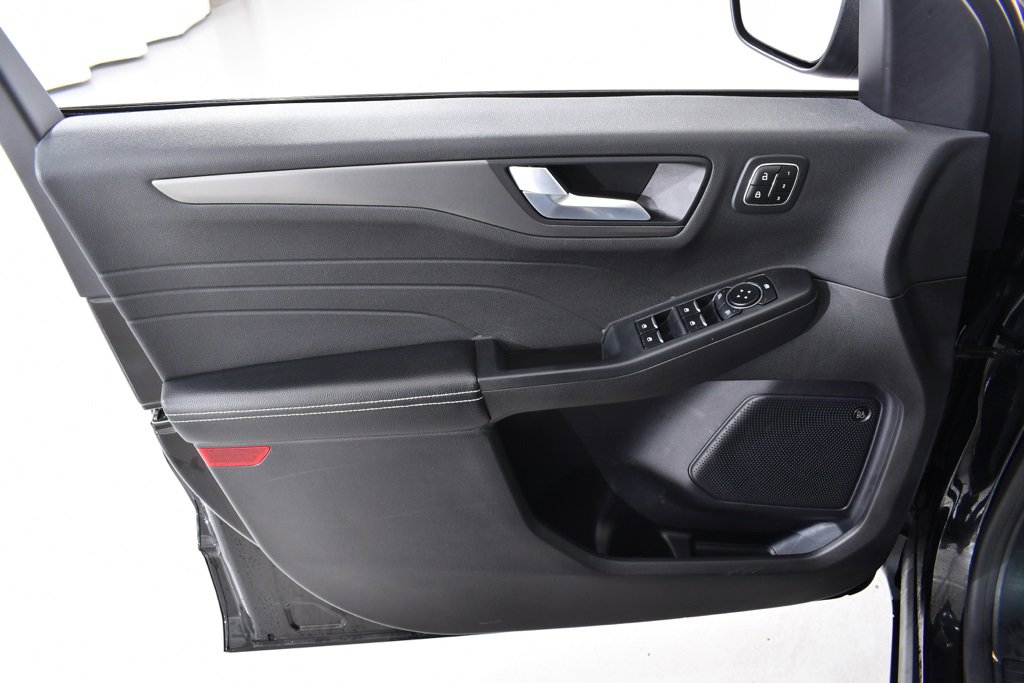 Used 2023 Ford Escape Active w/ Tech Pack #2 image 25