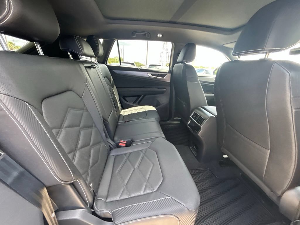 New 2026 Volkswagen Atlas Cross Sport SE AWD/4WD image 42