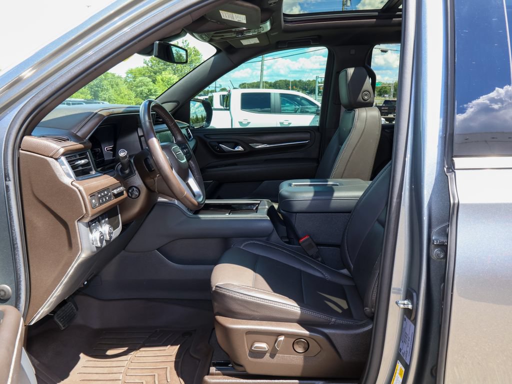 Used 2022 GMC Yukon Denali AWD/4WD image 9