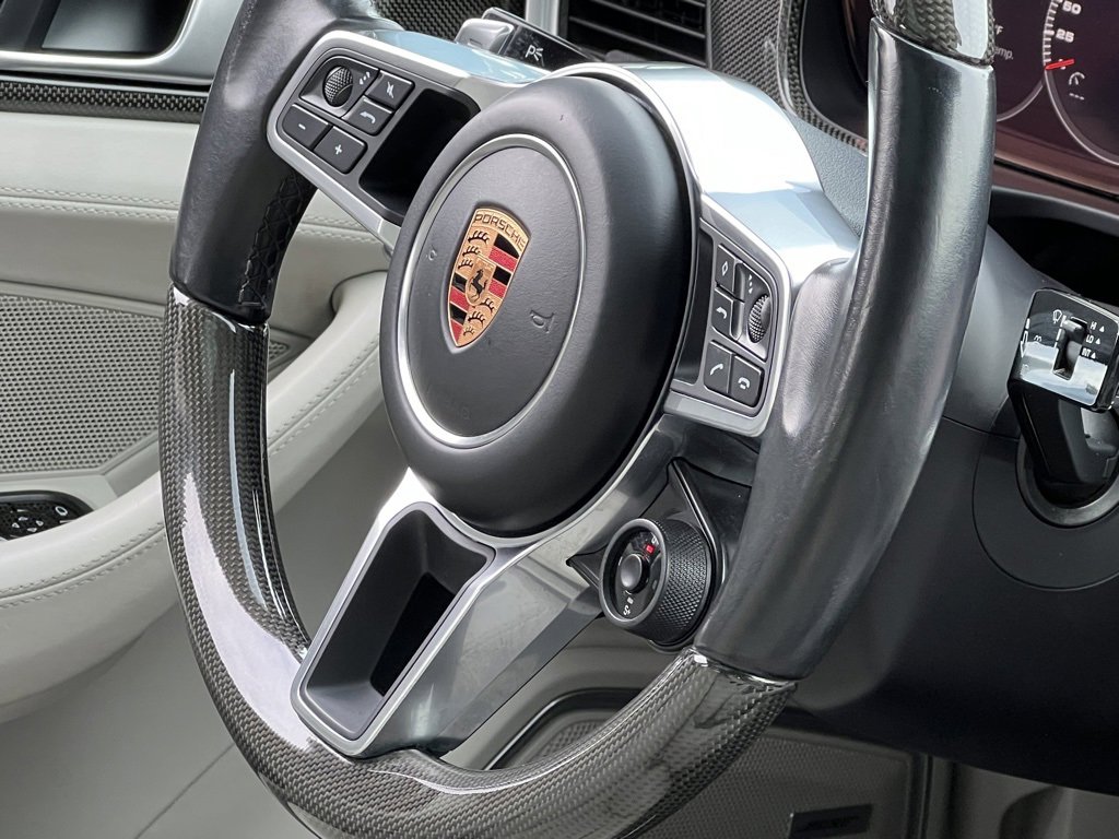 Used 2018 Porsche Panamera Turbo w/ Sportdesign Package image 37