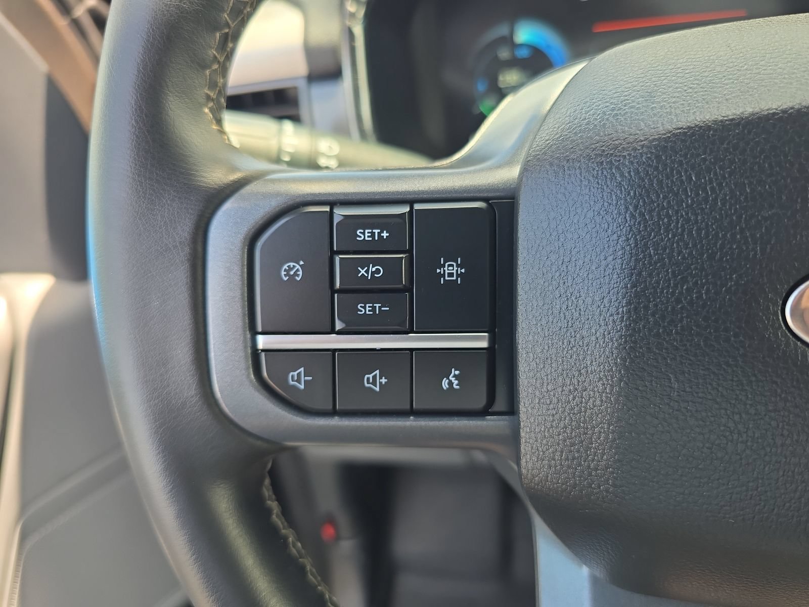 Certified 2023 Ford F150 Lightning XLT AWD/4WD image 26