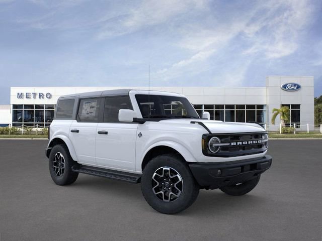 New 2026 Ford Bronco Outer Banks image 7