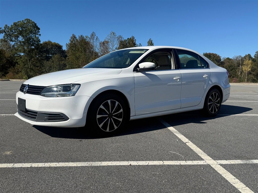 Used 2013 Volkswagen Jetta SE