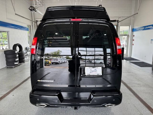 New 2026 Chevrolet Express 2500 w/ Driver Convenience Package RWD image 8