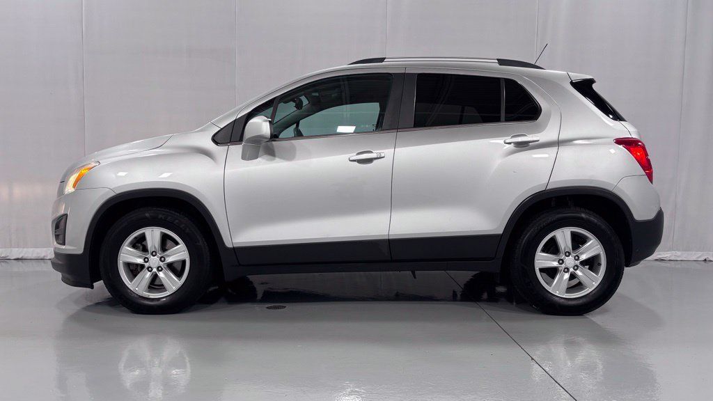 Used 2016 Chevrolet Trax LT FWD image 9